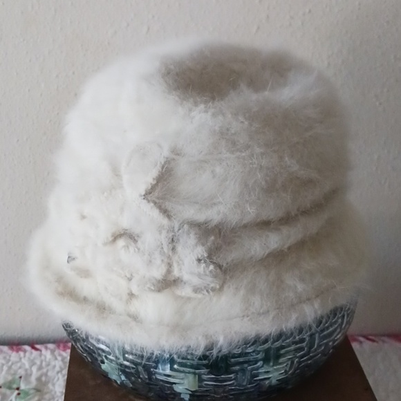 Seeberger Cream Colored Rabbit Hair Bucket Hat main image 7